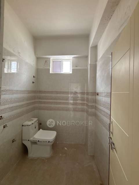 2 BHK Flat In Sri Nithyaa Brundhavanam For Sale  In Mahadevpur Colony