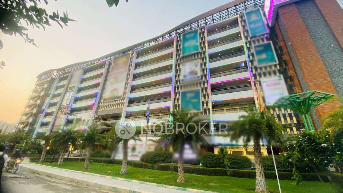 Shop in Gaur World Smart Street, Noida for sale 
