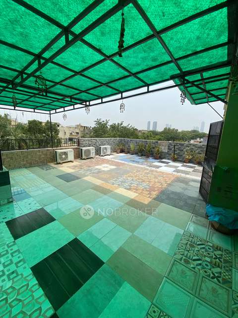3 BHK Flat In Arun Vihar For Sale  In Noida