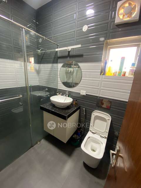 3 BHK Flat In Arun Vihar For Sale  In Noida