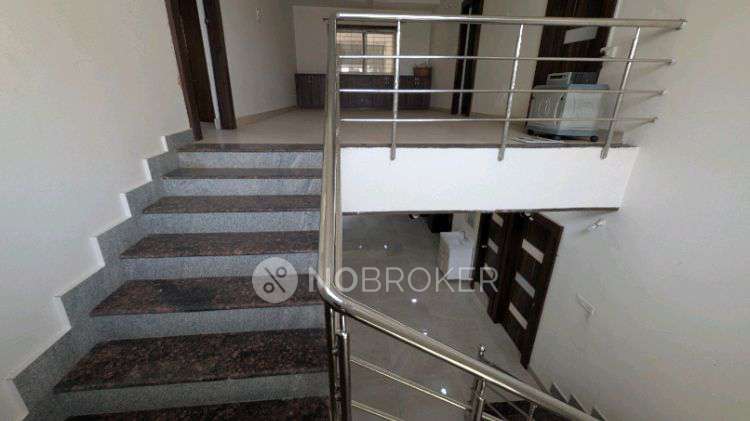 4 BHK Flat In Sri Mahalakshmi Residency For Sale  In Upparpally