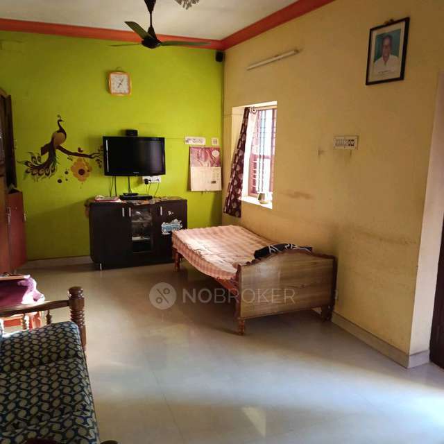 2 BHK House for Rent  In No.32a, Bharathiyar 1st St, Pazavanthangal, Chennai, Tamil Nadu 600114, India
