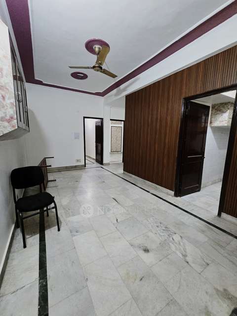 2 BHK Flat In Vardhman Complex  For Sale  In Shalimar Garden Extension I, Shalimar Garden