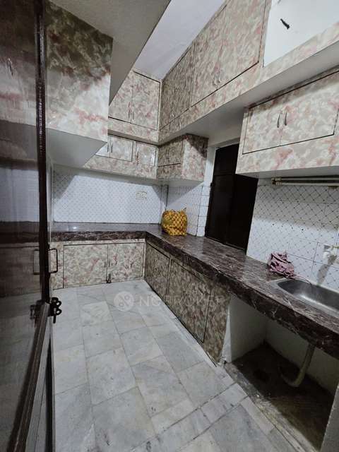 2 BHK Flat In Vardhman Complex  For Sale  In Shalimar Garden Extension I, Shalimar Garden