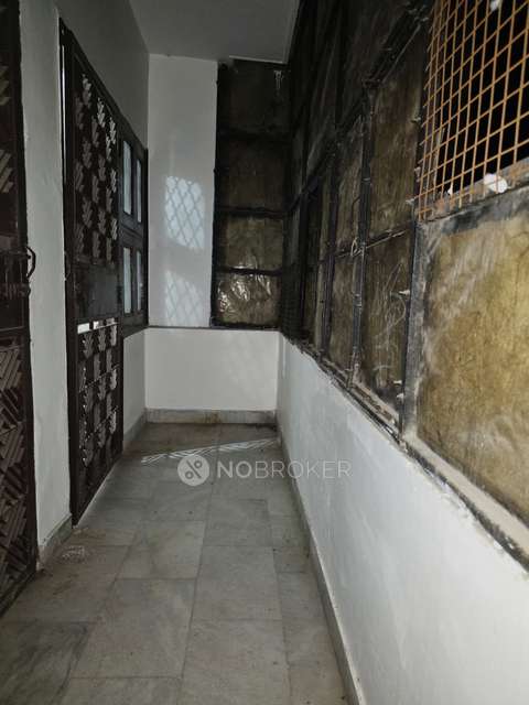 2 BHK Flat In Vardhman Complex  For Sale  In Shalimar Garden Extension I, Shalimar Garden