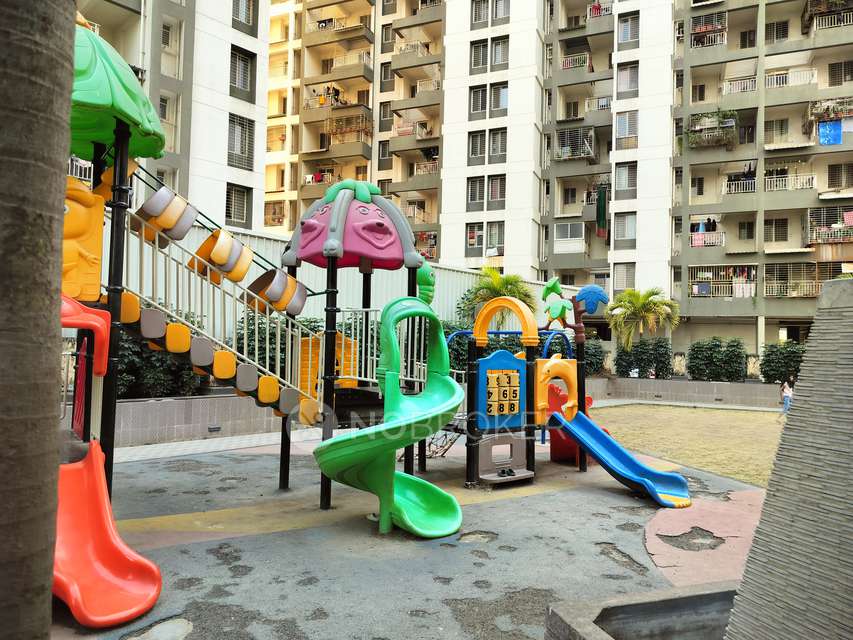 1 BHK Flat In Majestique Aqua For Sale  In Fursungi