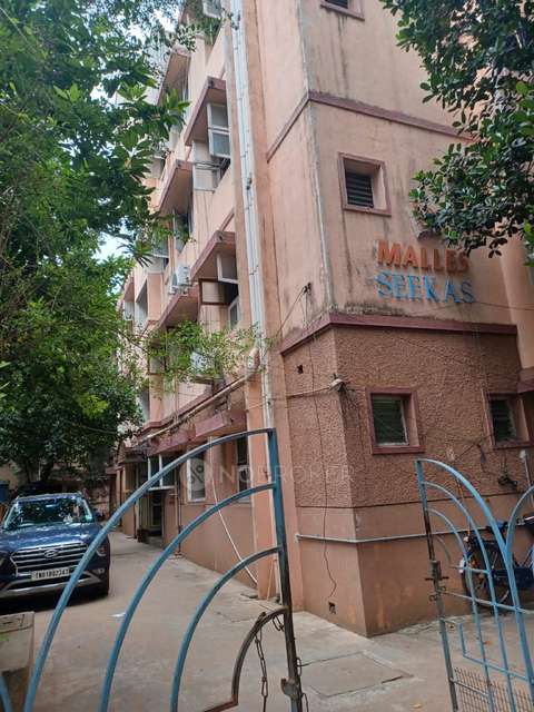 2 BHK Flat In Malles Seekas For Sale  In Kodambakkam
