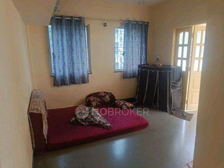 Shared Room for Male In 2 BHK  In Matoshree In 9572, Raghunath Dudhane Path, Paud Road, Ujavi Bhusari Colony, Kothrud, Pune, Maharashtra 411038, India