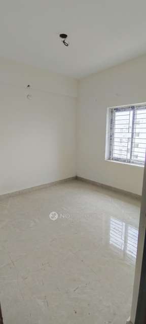 2 BHK Flat In Sai Preeth Tower For Sale  In Yapral