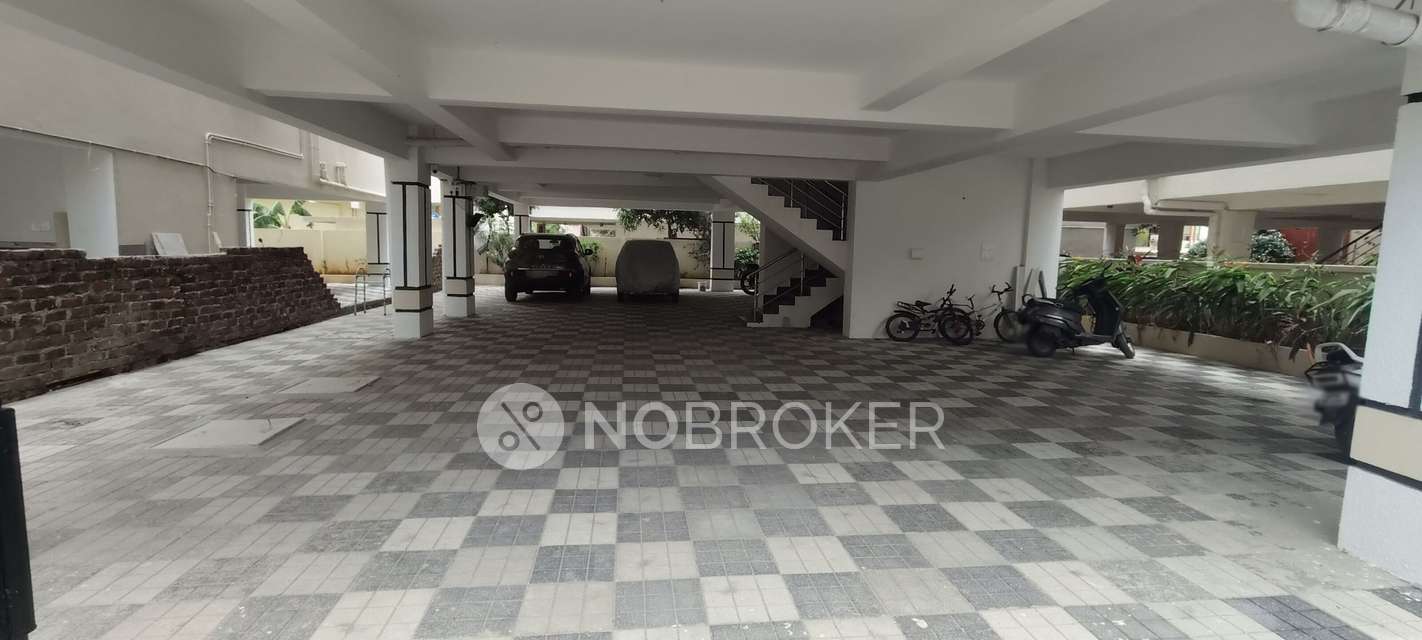 2 BHK Flat In Sai Preeth Tower For Sale  In Yapral