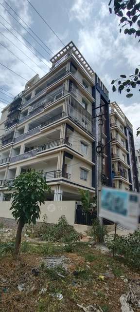 2 BHK Flat In Sai Preeth Tower For Sale  In Yapral