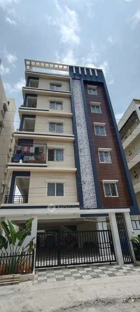 2 BHK Flat In Sai Preeth Tower For Sale  In Yapral