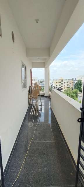 2 BHK Flat In Sai Preeth Tower For Sale  In Yapral
