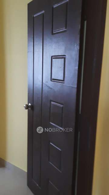 2 BHK Flat In Sree Medha Apartment For Sale  In Kondapur