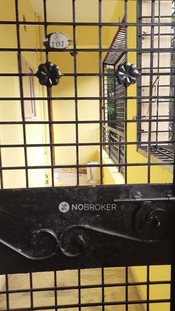 2 BHK Flat In Sree Medha Apartment For Sale  In Kondapur