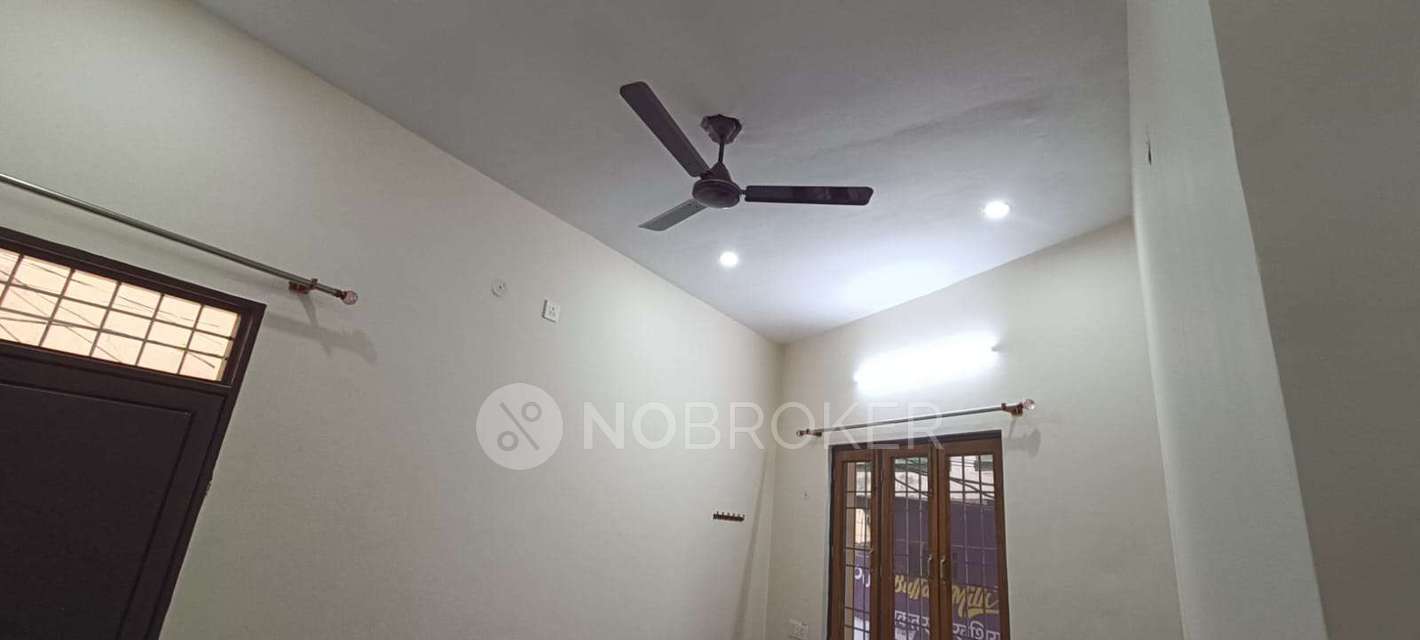 2 BHK House for Rent  In Sector 44