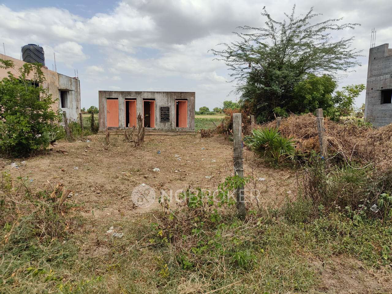 Plot For Sale  In Ikkadu
