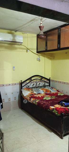 Single Room for Male In 1 BHK  In Kavita Society In Meera Road