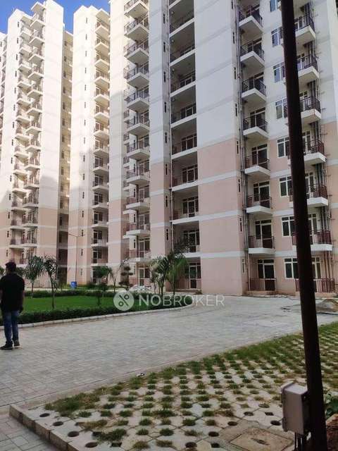 2 BHK Flat In Suncity Avenue 76 For Sale  In Sector 76