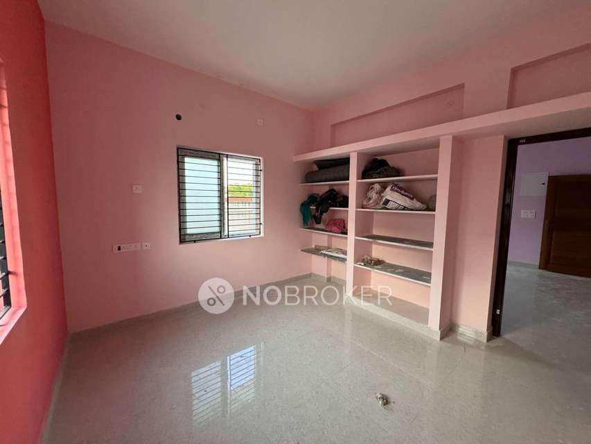 2 BHK Flat In Esp Swasthika For Sale  In Chitlapakkam