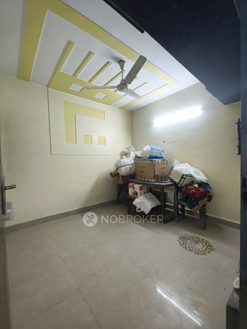 3 BHK Flat In Paradise Apartment For Sale  In Uttam Nagar