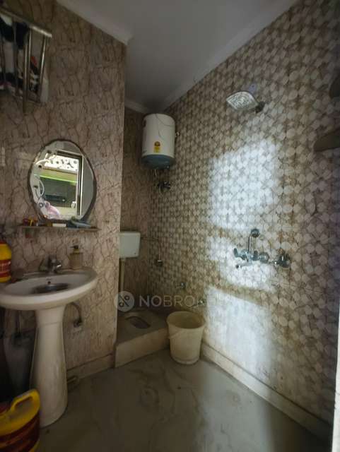 3 BHK Flat In Paradise Apartment For Sale  In Uttam Nagar