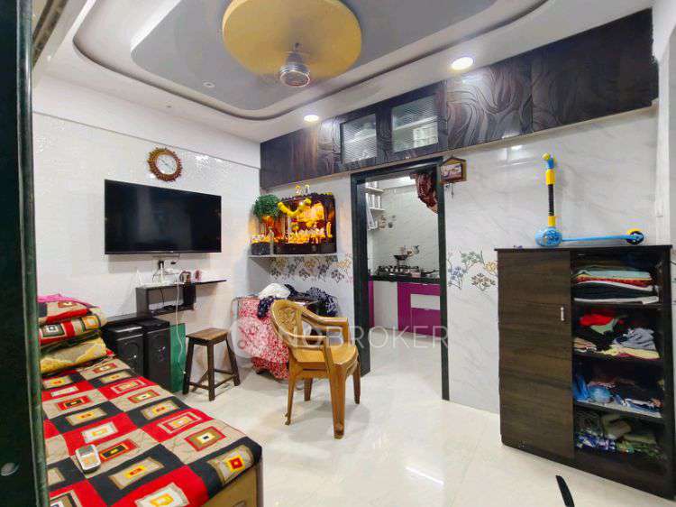 1 RK Flat In Kadam Bhuvan For Sale  In Thane West