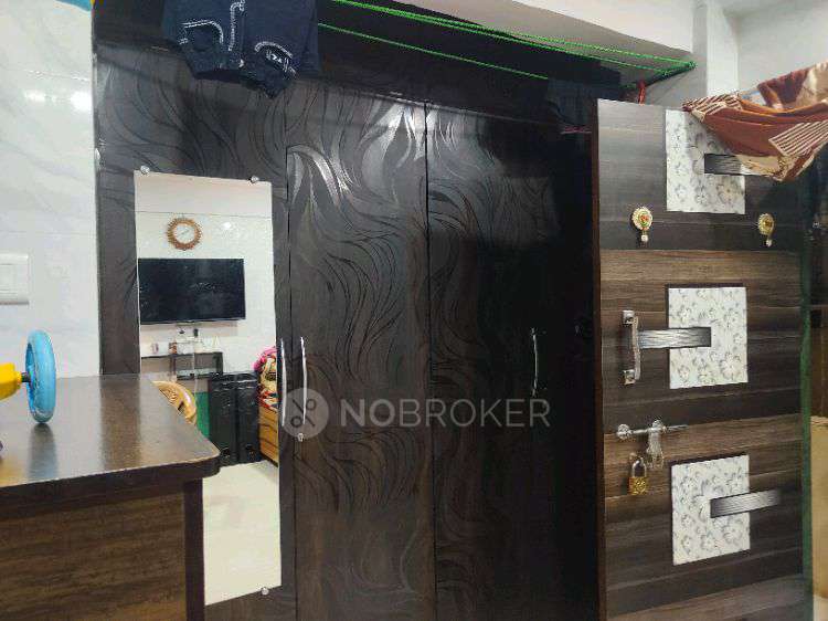 1 RK Flat In Kadam Bhuvan For Sale  In Thane West