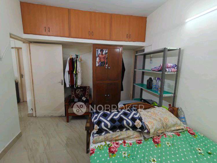 Single Room for Male In 2 BHK  In Srinivas Aparments In 23-24, Srinivasa Ave Rd, May Flower Garden, Raja Annamalai Puram, Chennai, Tamil Nadu 600028, India