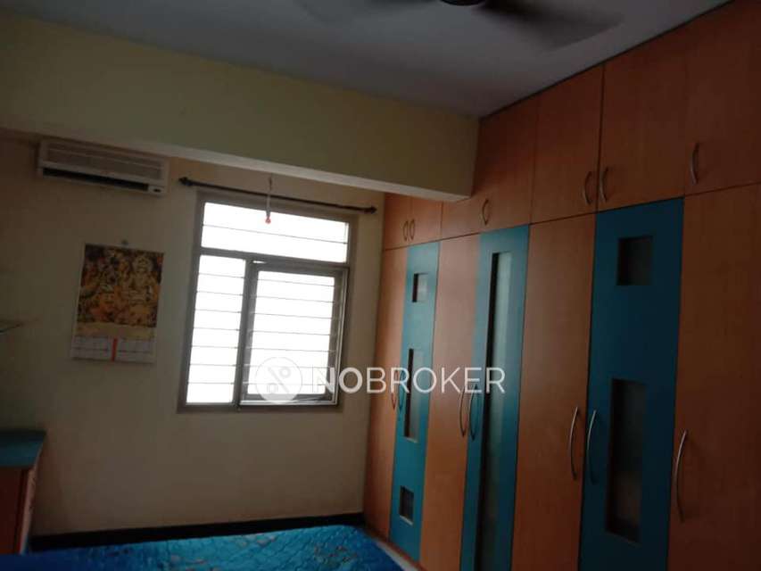 2 BHK Flat In Vishnu Enclave For Sale  In Munnekollal