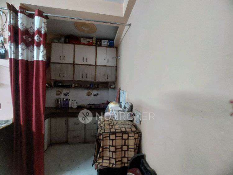 4 BHK Flat In Main Shyam Park For Sale  In Sahibabad