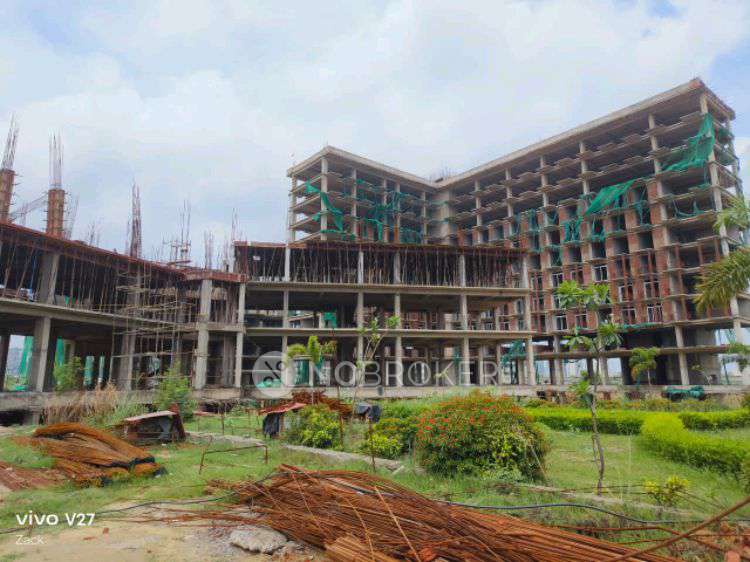 Industrial Building in Knowledge Park V, Greater_noida for sale 