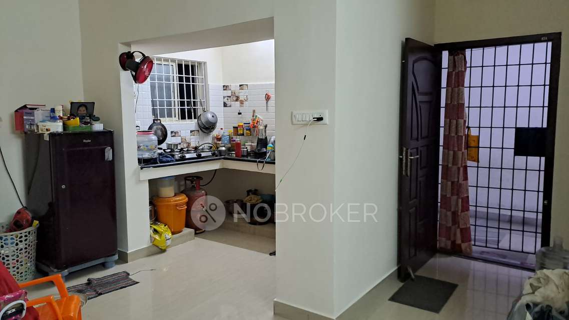 1 BHK Flat In Crystal Park For Sale  In Crystal Park