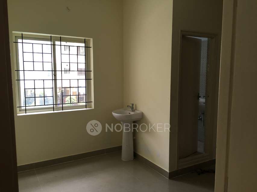 2 BHK Flat In Mahaveer Galaxy, Sunkalpalya For Sale  In Sunkalpalya