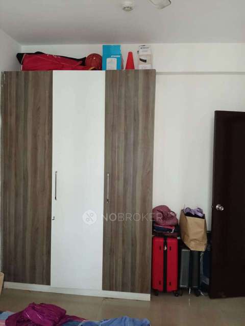 4 BHK Flat In Mahagun Mywoods For Sale  In Sector 16c