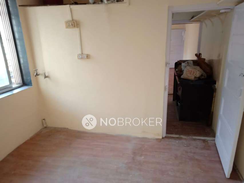 2 BHK Flat In Jai Hanuman Chs For Sale  In Ville Parle East