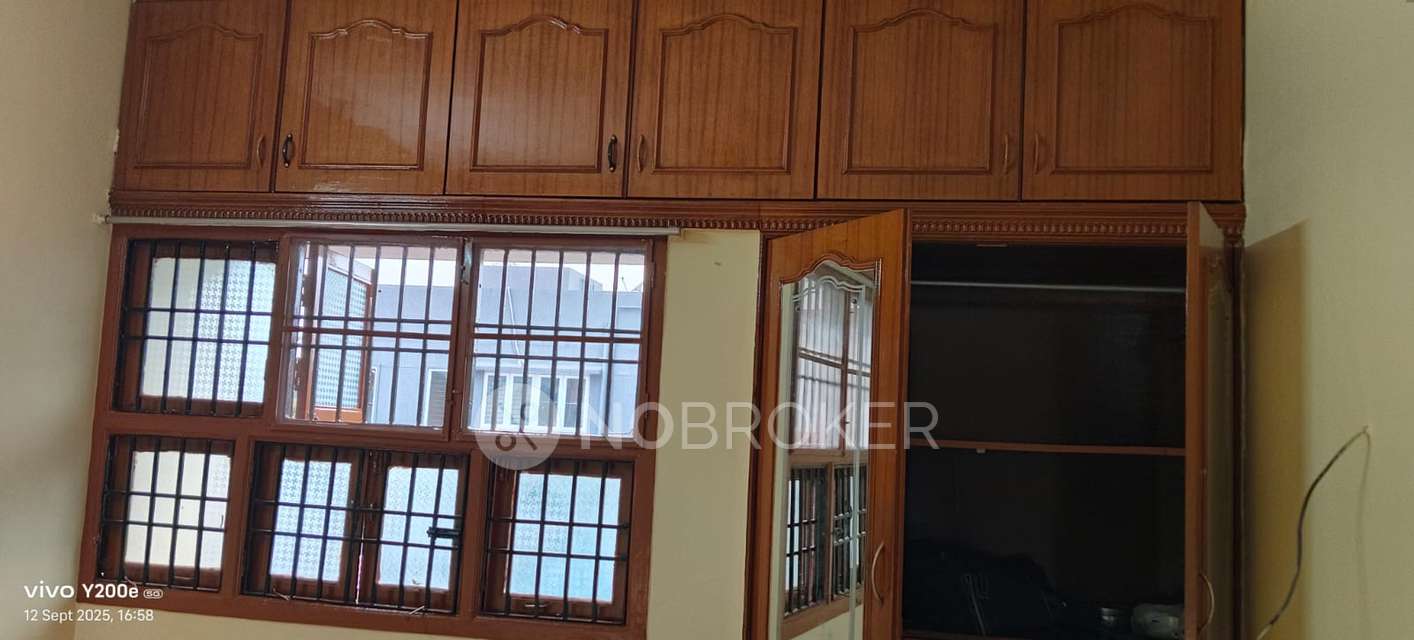 2 BHK Flat In 18th Main Road, Anna Nagar West for Rent  In Anna Nagar