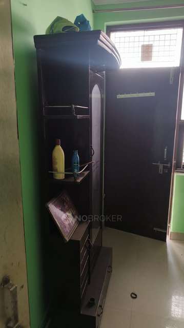 3 BHK Flat In Uttam Nagar For Sale  In Vishwas Park, Uttam Nagar