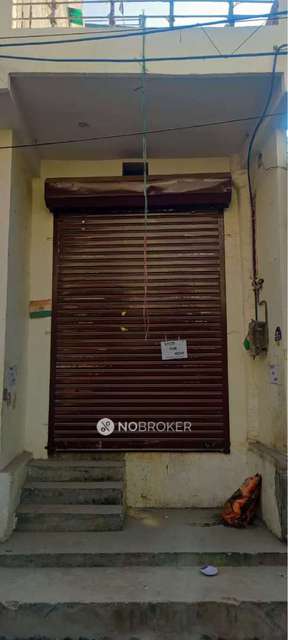 Shop in Burari, Delhi for sale 