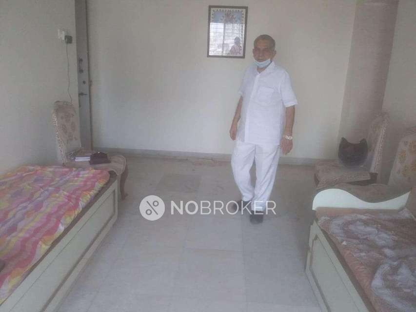 2 BHK Flat In Standalone  For Sale  In Malad West