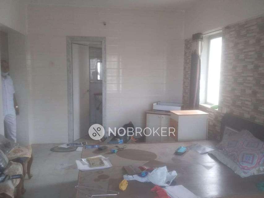 2 BHK Flat In Standalone  For Sale  In Malad West