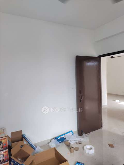 2 BHK Flat In Orchard Avenue For Sale  In  Sector 93
