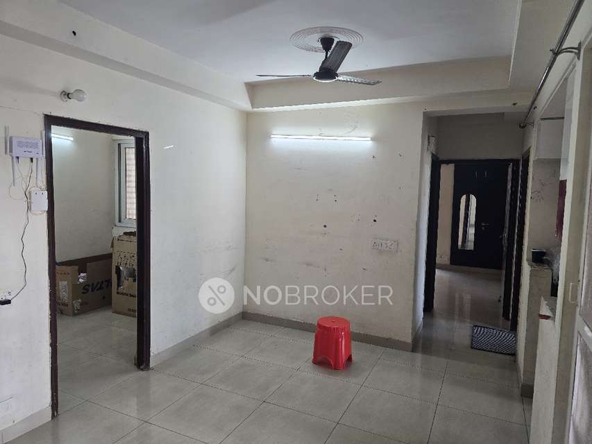 2 BHK Flat In T-18, Flat No 403, La Residentia For Sale  In Greater Noida West
