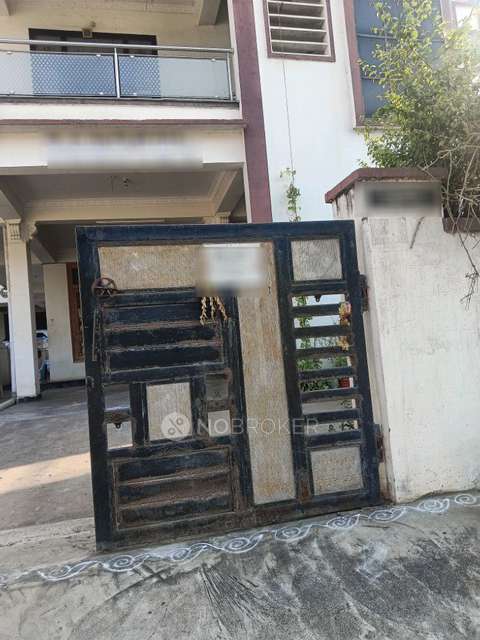 4+ BHK Flat In Standalone Building  For Sale  In Kuntloor,