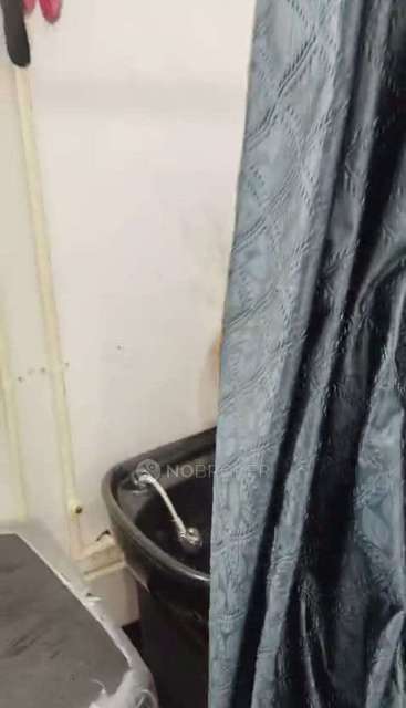 Shop in  Basaweshwara Nagar, Bangalore for sale 