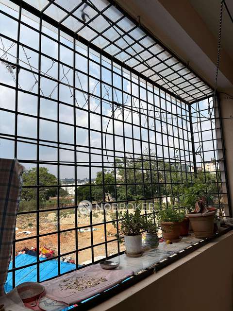 2 BHK Flat In S R Brindavan For Sale  In Doddanekkundi