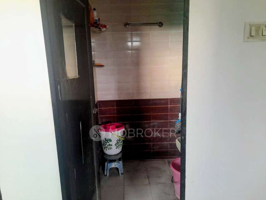 2 BHK Flat In Shree Vasturachana Gokul Complex 2, Derawali For Sale  In Derawali