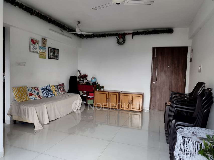 2 BHK Flat For Sale  In Omkar Tower