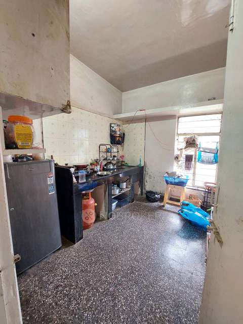 Single Room for Female In 2 BHK  In Kumar Hill View Residency In Kothrud