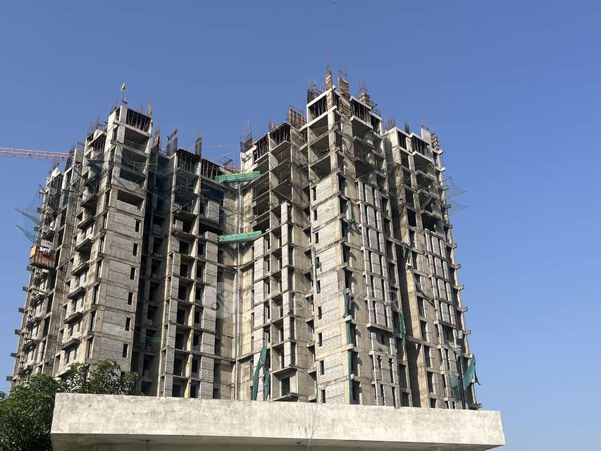 2 BHK Flat In Jaypee Greens Kube For Sale  In Sector 128